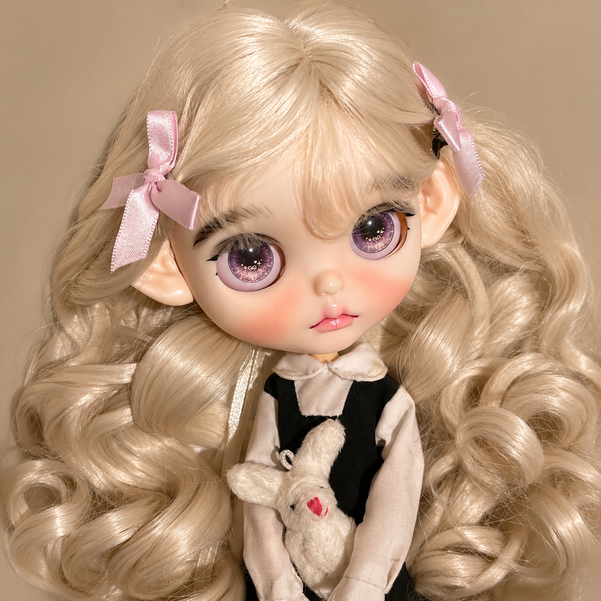Customized Blythe Doll Full Set – Handmade Doll with Wig, Outfit & 19-Joint Body
