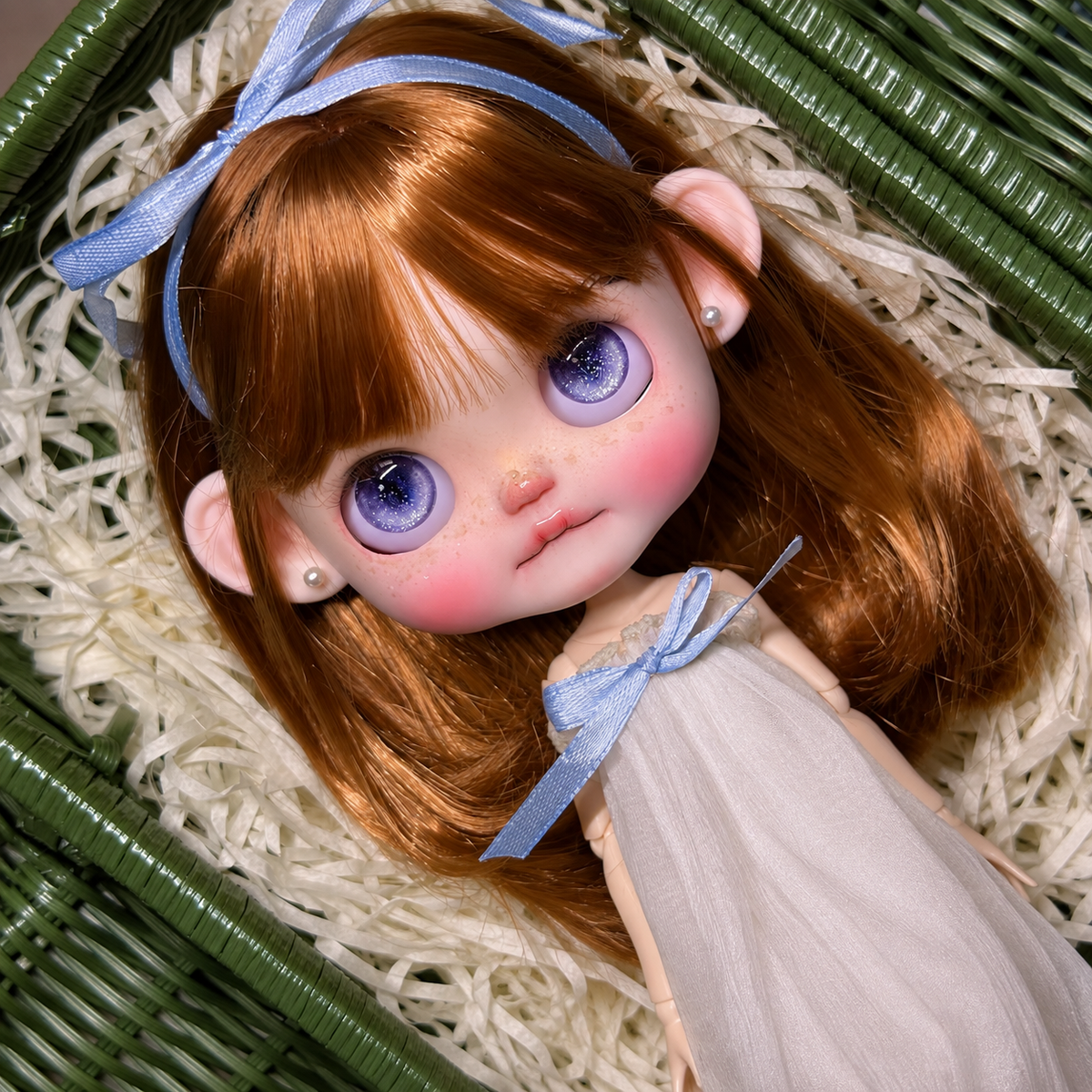 Customized Blythe Doll Full Set – Handmade Doll with Wig, Outfit & 19-Joint Body