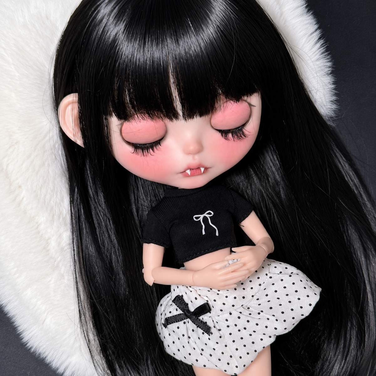 Customized Blythe Doll Full Set – Handmade Doll with Wig, Outfit & 19-Joint Body