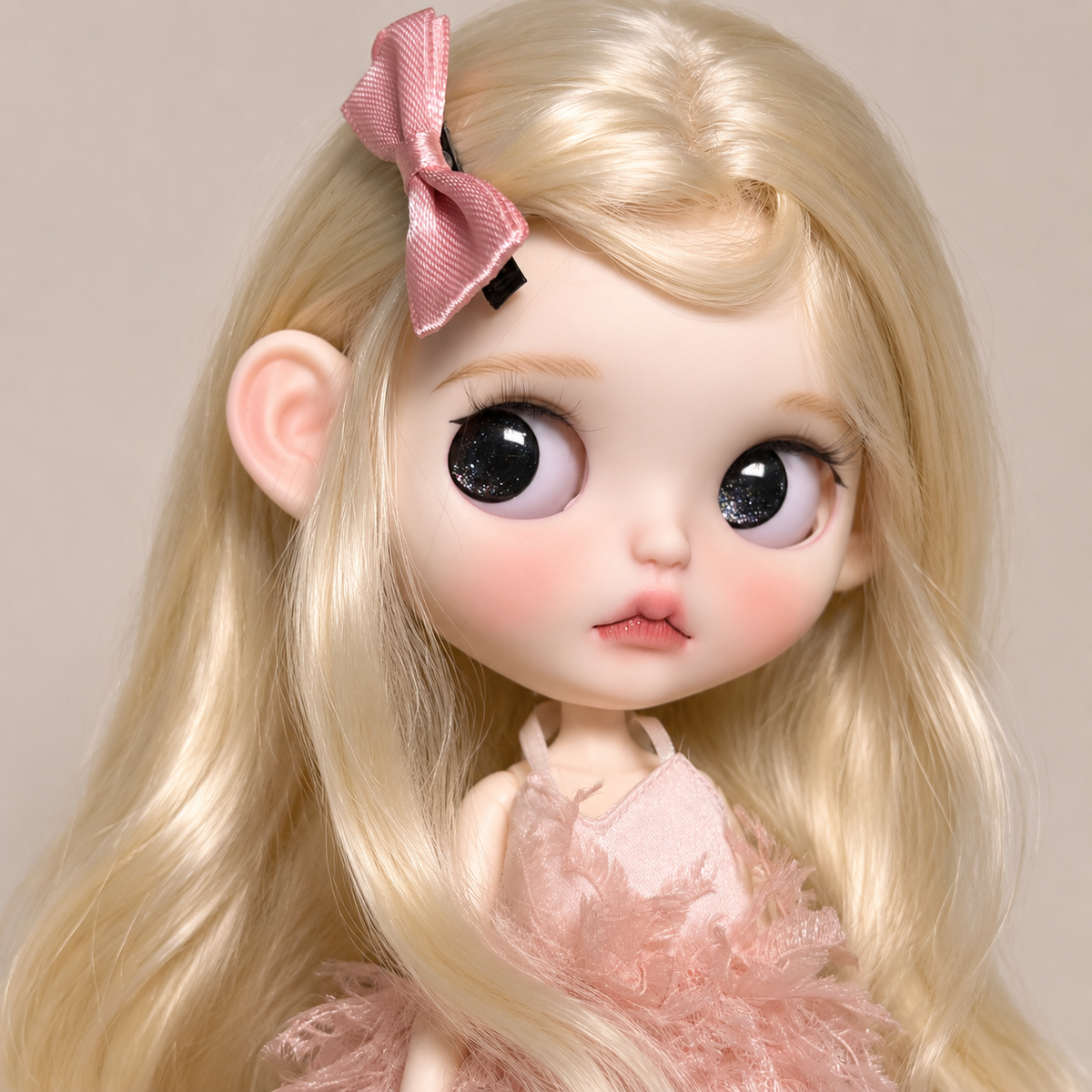 Customized Blythe Doll Full Set – Handmade Doll with Wig, Outfit & 19-Joint Body