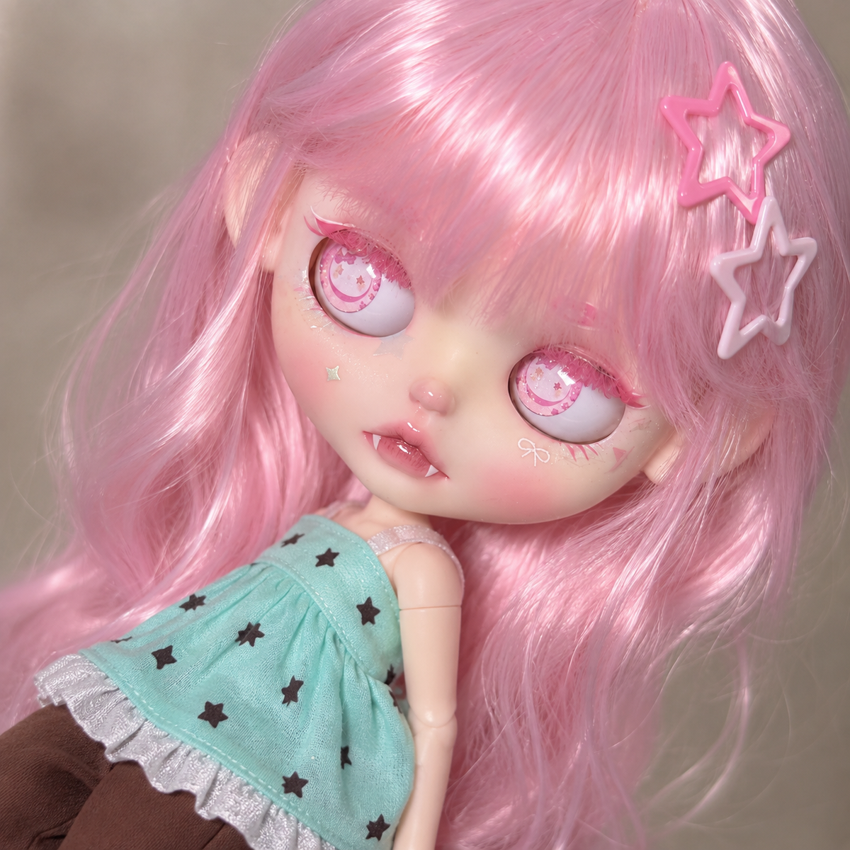 Customized Blythe Doll Full Set – Handmade Doll with Wig, Outfit & 19-Joint Body