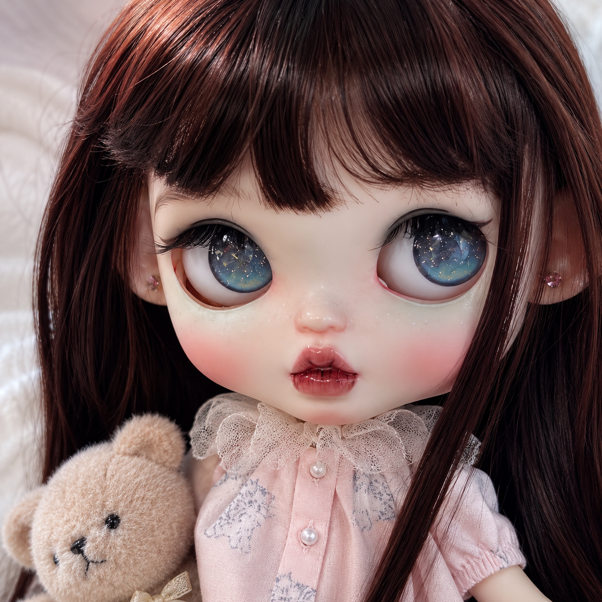 Customized Blythe Doll Full Set – Handmade Doll with Wig, Outfit & 19-Joint Body