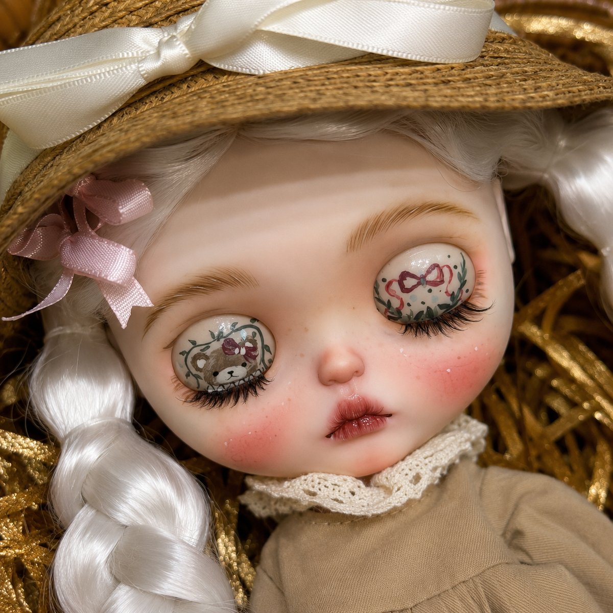 Customized Blythe Doll Full Set – Handmade Doll with Wig, Outfit & 19-Joint Body