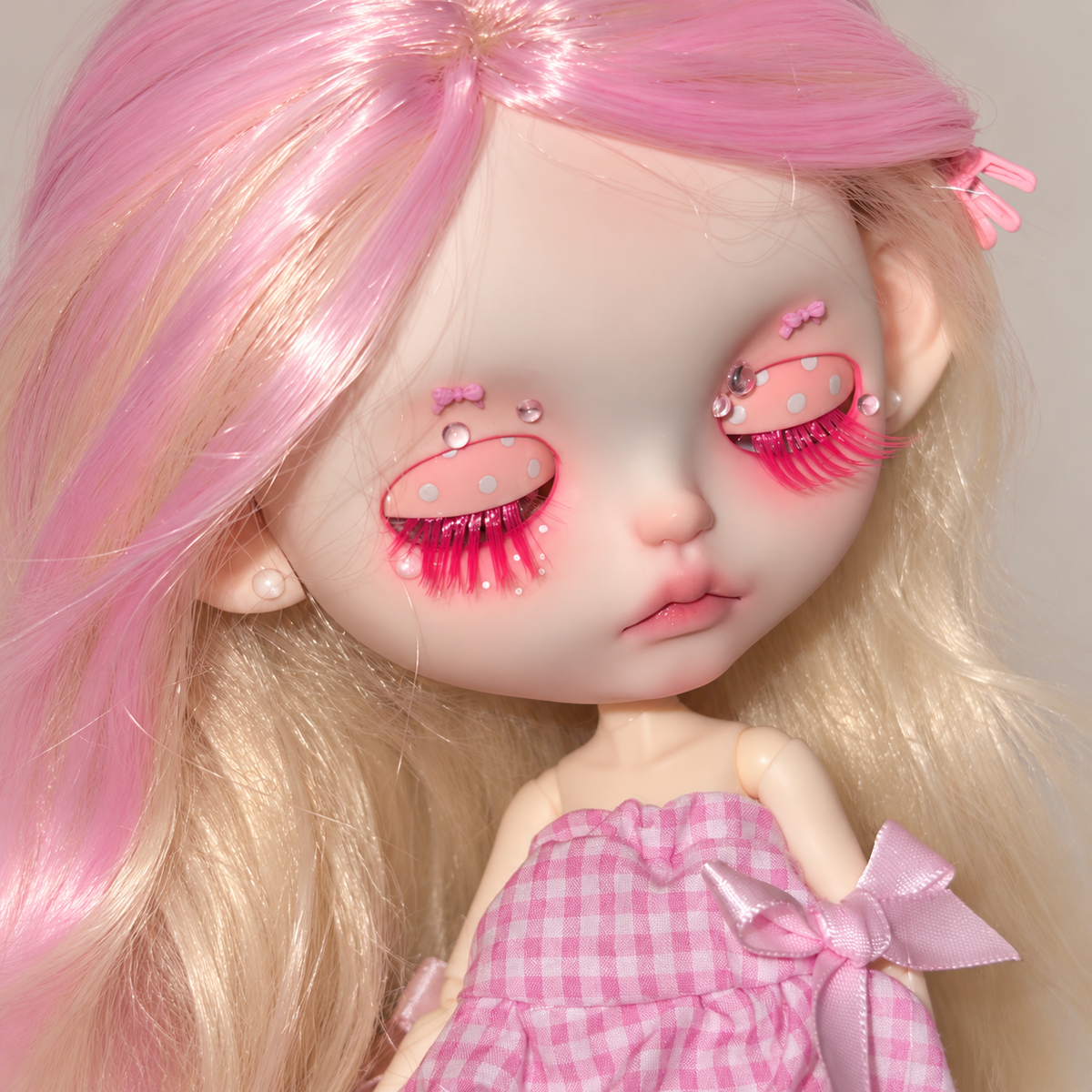 Customized Blythe Doll Full Set – Handmade Doll with Wig, Outfit & 19-Joint Body