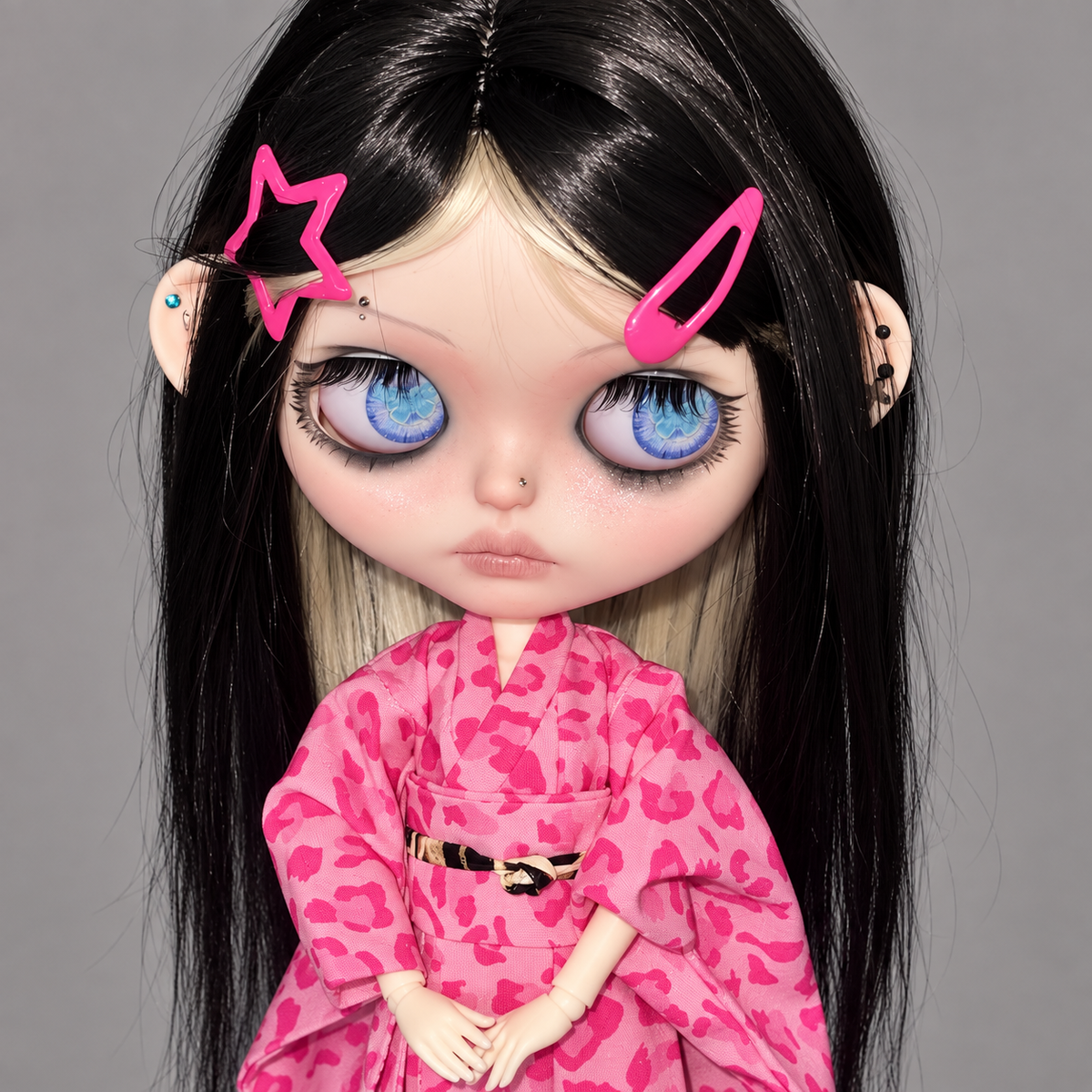 Customized Blythe Doll Full Set – Handmade Doll with Wig, Outfit & 19-Joint Body