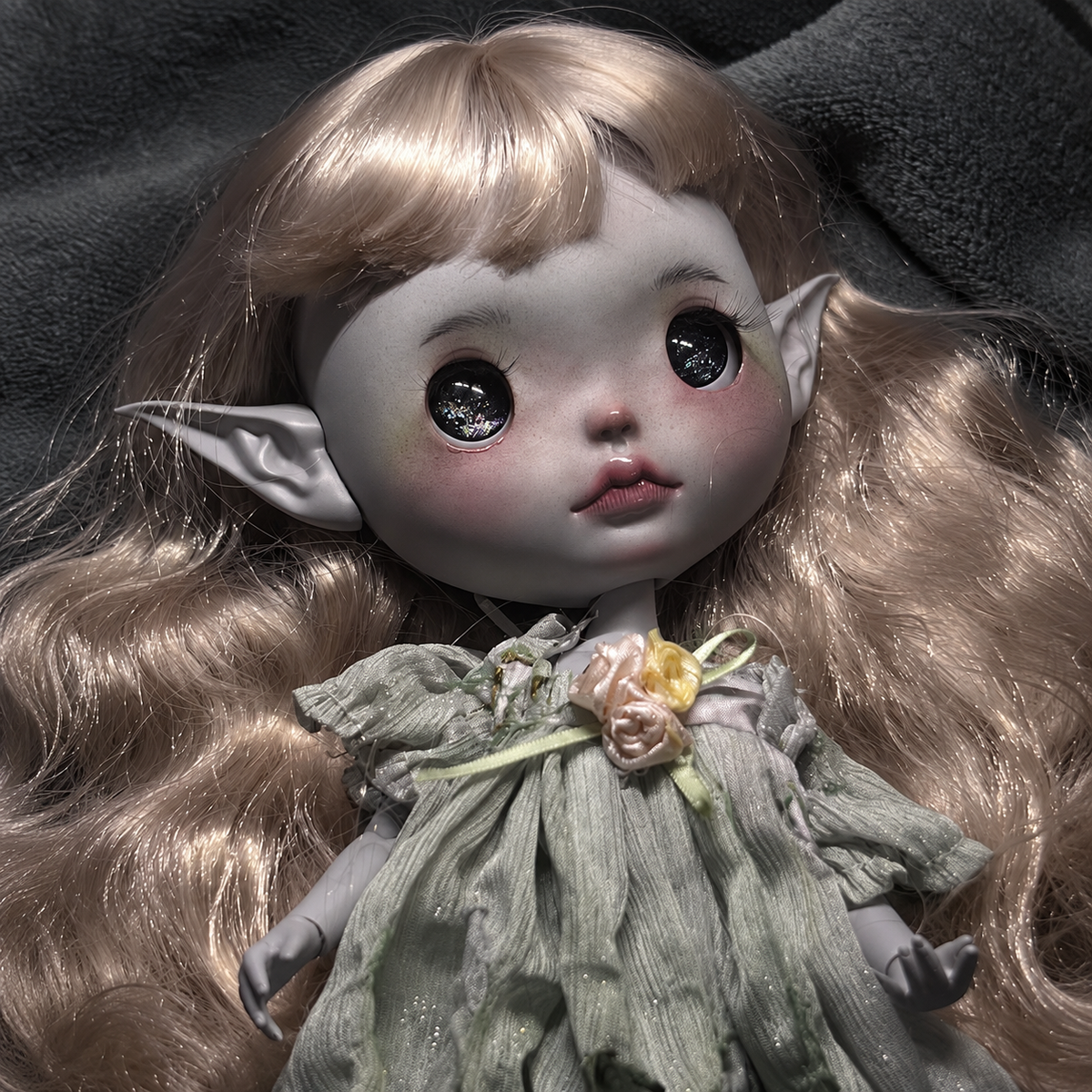 Customized Blythe Doll Full Set – Handmade Doll with Wig, Outfit & 19-Joint Body