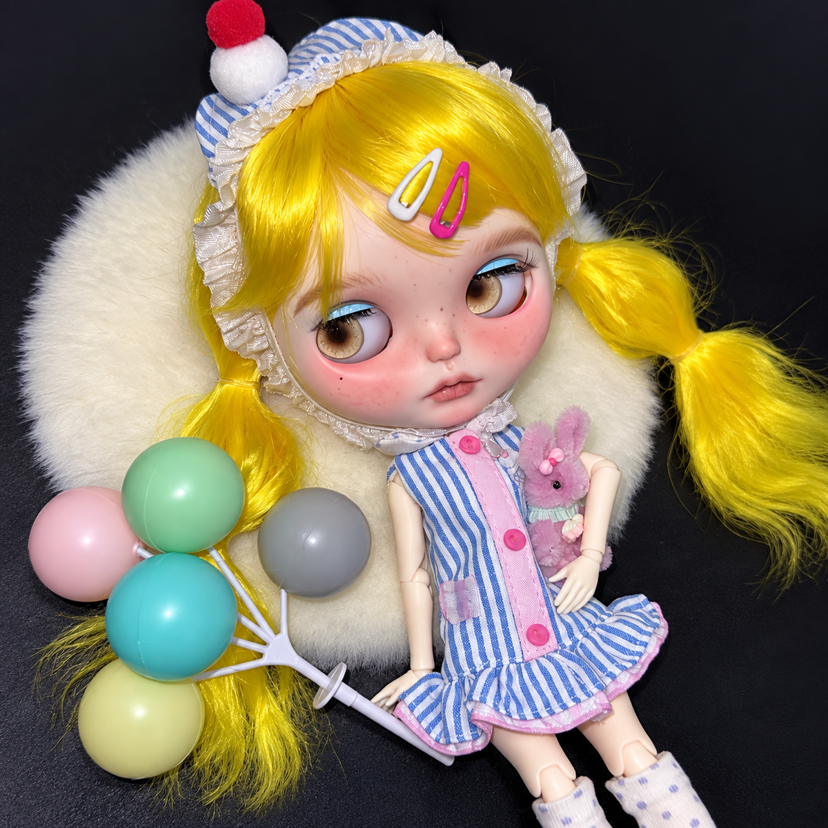 Customized Blythe Doll Full Set – Handmade Doll with Wig, Outfit & 19-Joint Body