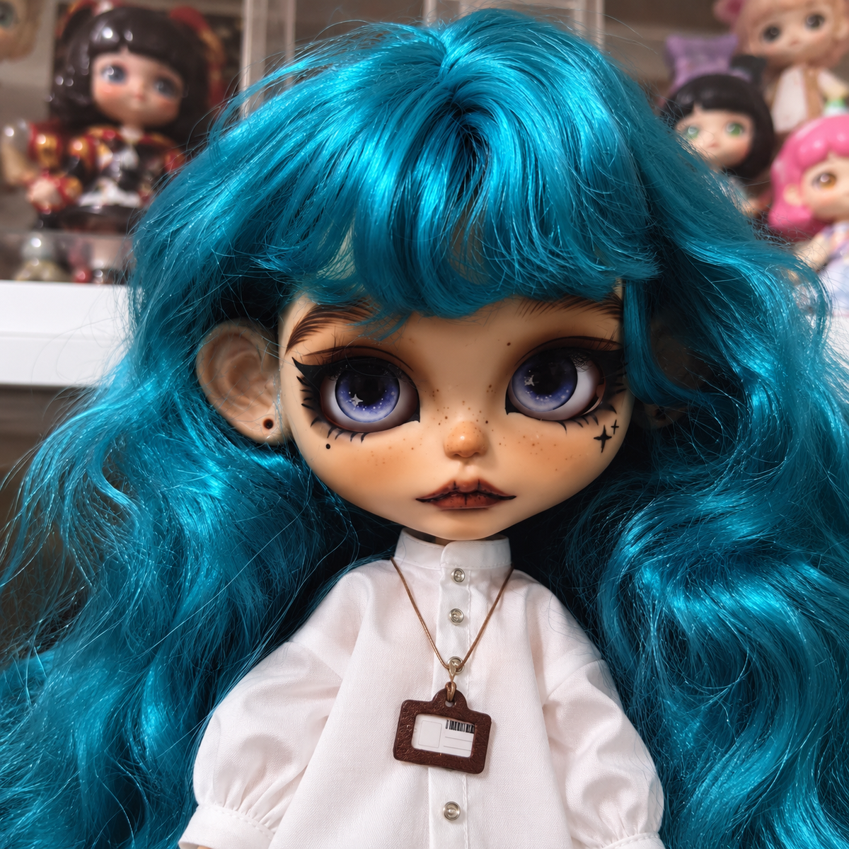 Customized Blythe Doll Full Set – Handmade Doll with Wig, Outfit & 19-Joint Body