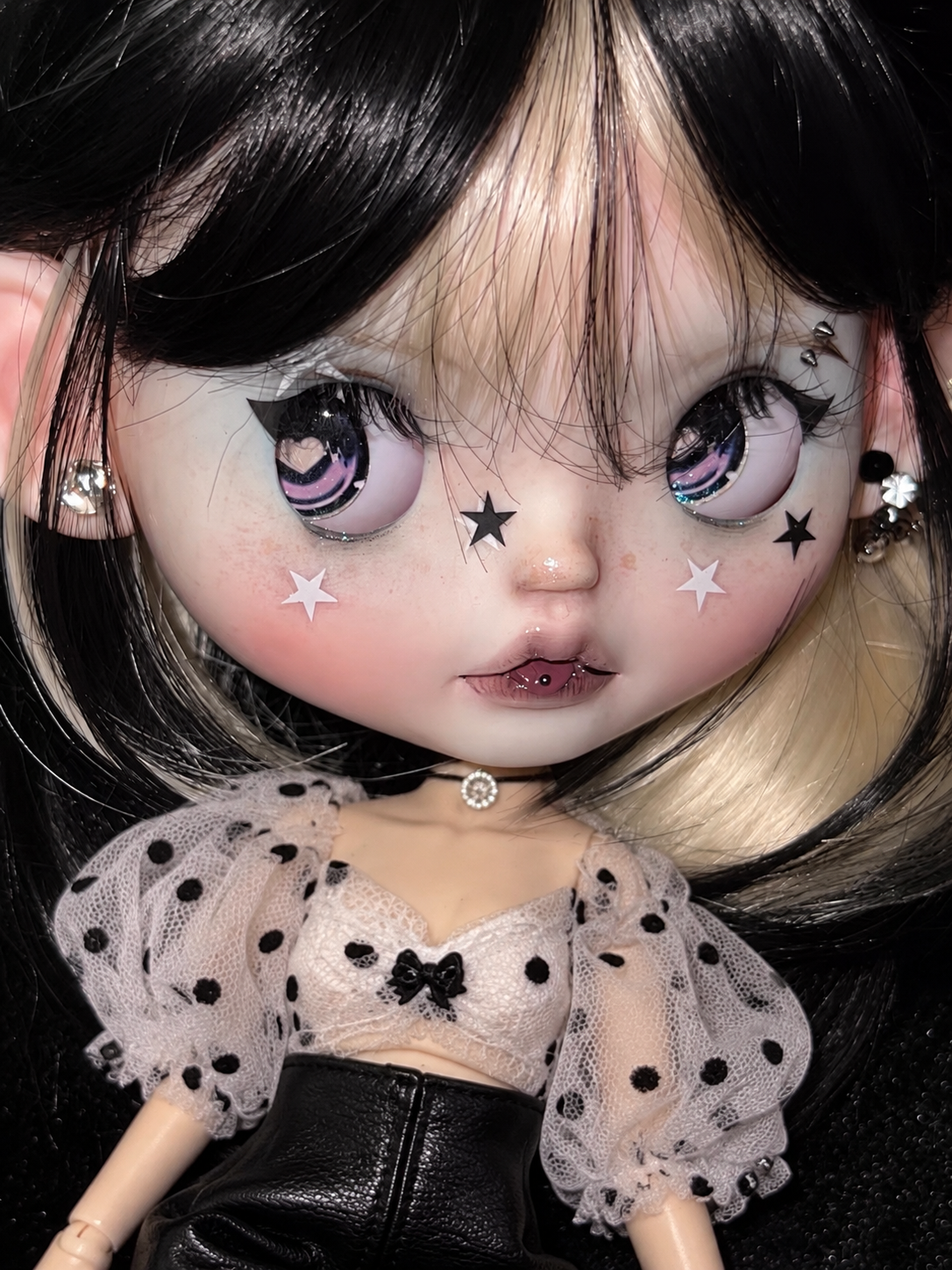 Customized Blythe Doll Full Set – Handmade Doll with Wig, Outfit & 19-Joint Body