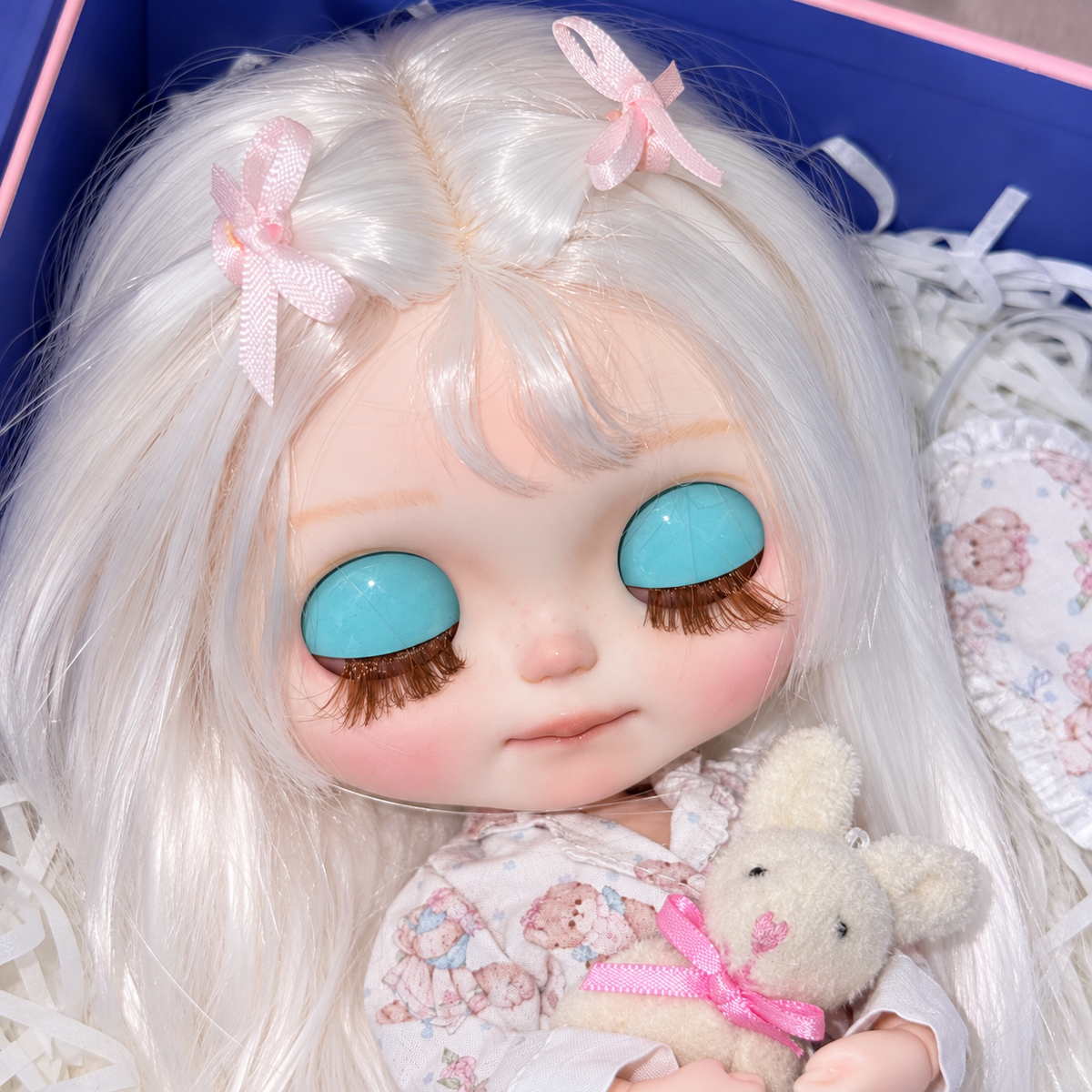 Customized Blythe Doll Full Set – Handmade Doll with Wig, Outfit & 19-Joint Body