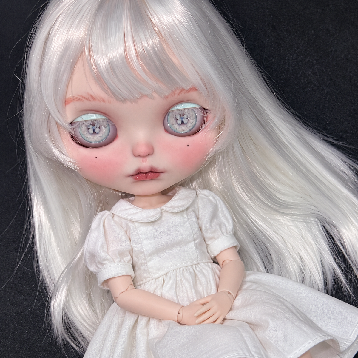 Customized Blythe Doll Full Set – Handmade Doll with Wig, Outfit & 19-Joint Body