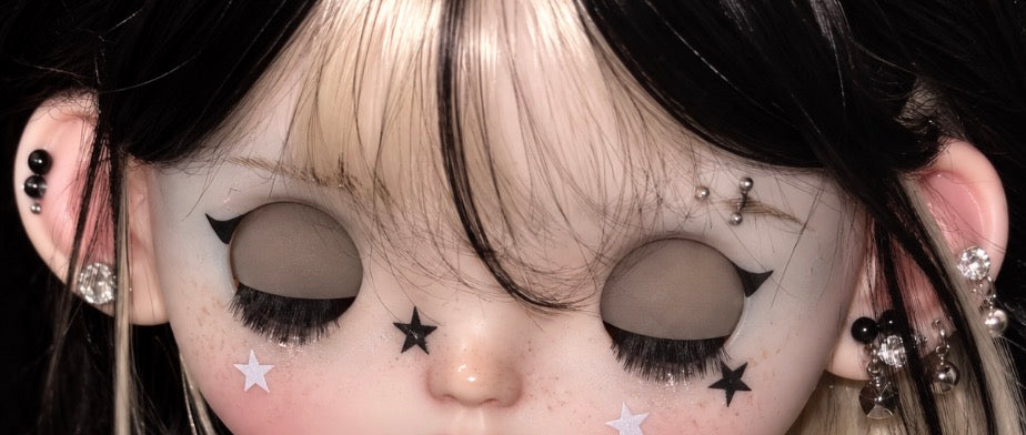 Customized Blythe Doll Full Set – Handmade Doll with Wig, Outfit & 19-Joint Body