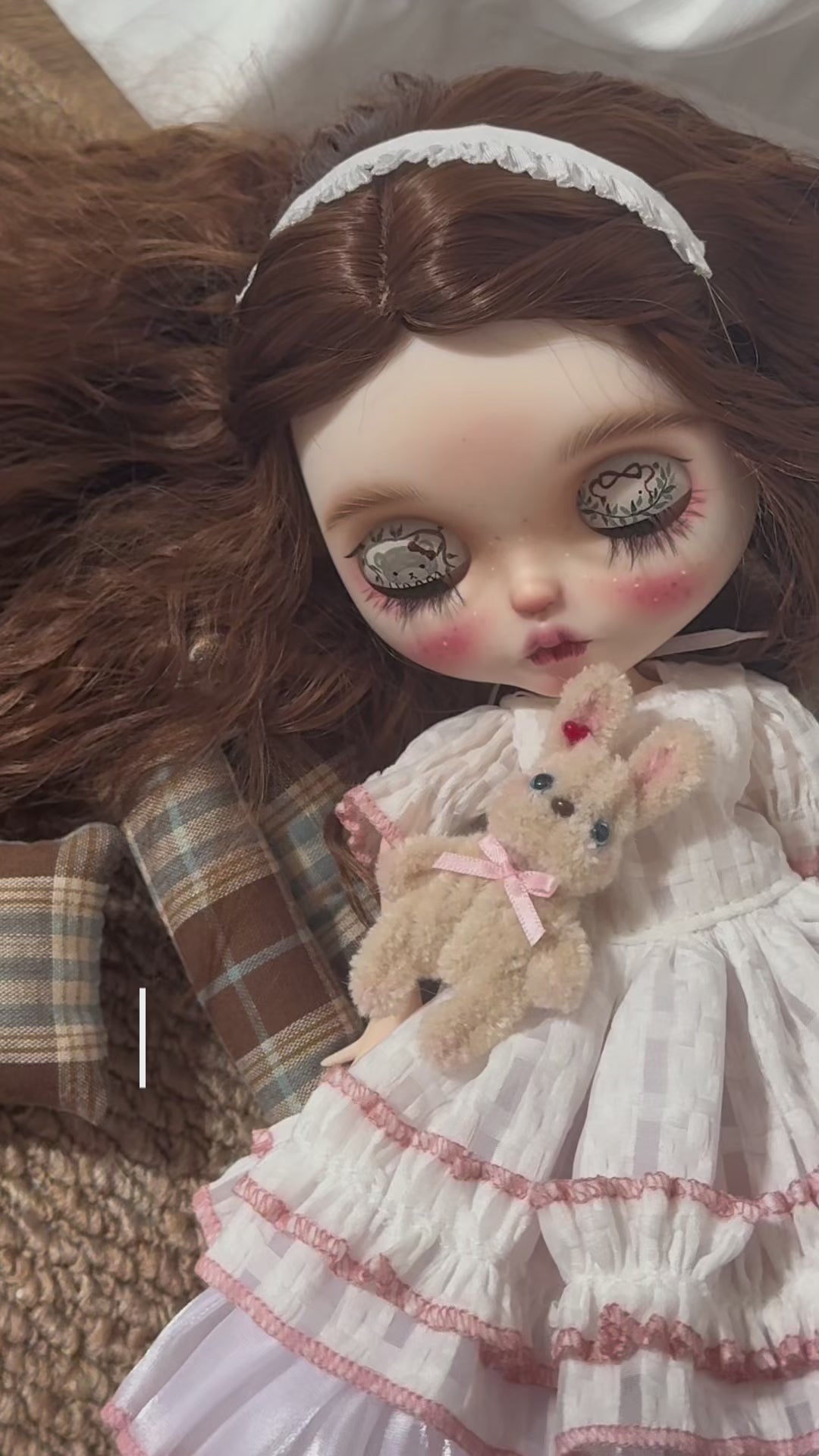 Customized Blythe Doll Full Set – Handmade Doll with Wig, Outfit & 19-Joint Body